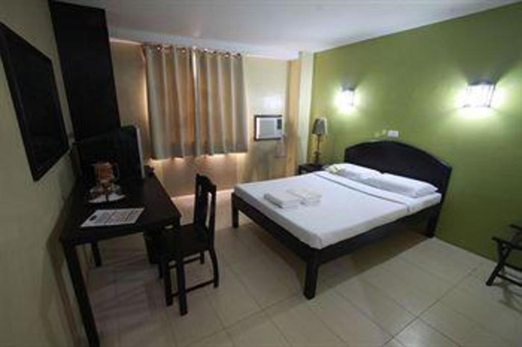 Sampaguita Suites Plaza Garcia Cebu Екстер'єр фото