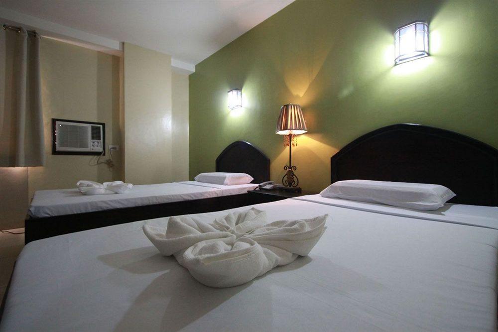 Sampaguita Suites Plaza Garcia Cebu Екстер'єр фото